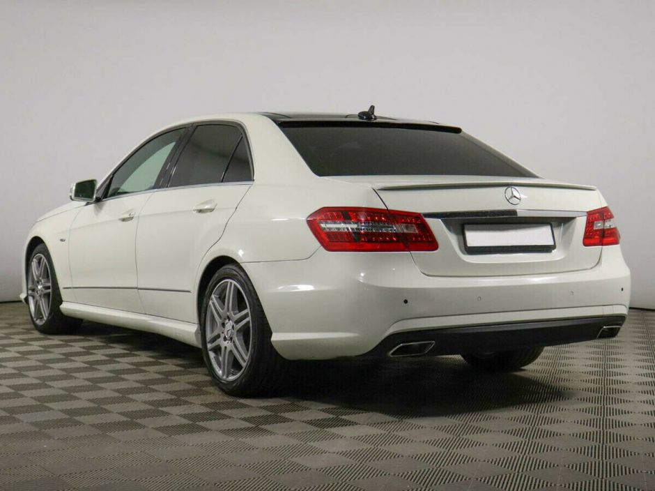 Mercedes-Benz E-Класс, 3.5 л, АТ, 2011 фото 6