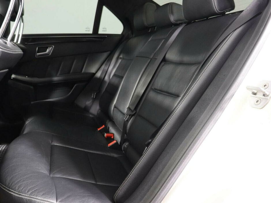 Mercedes-Benz E-Класс, 3.5 л, АТ, 2011 фото 9