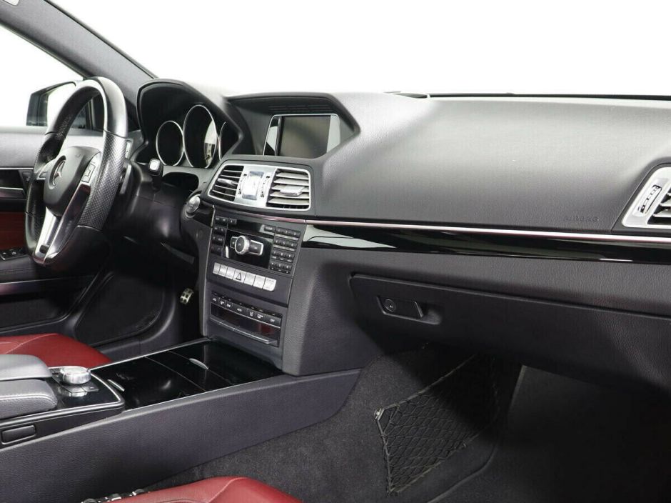 Mercedes-Benz E-Класс, 2.0 л, АТ, 2016 фото 9