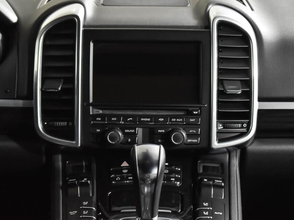 Porsche Cayenne, 3.0 л, АТ, 2011 фото 9