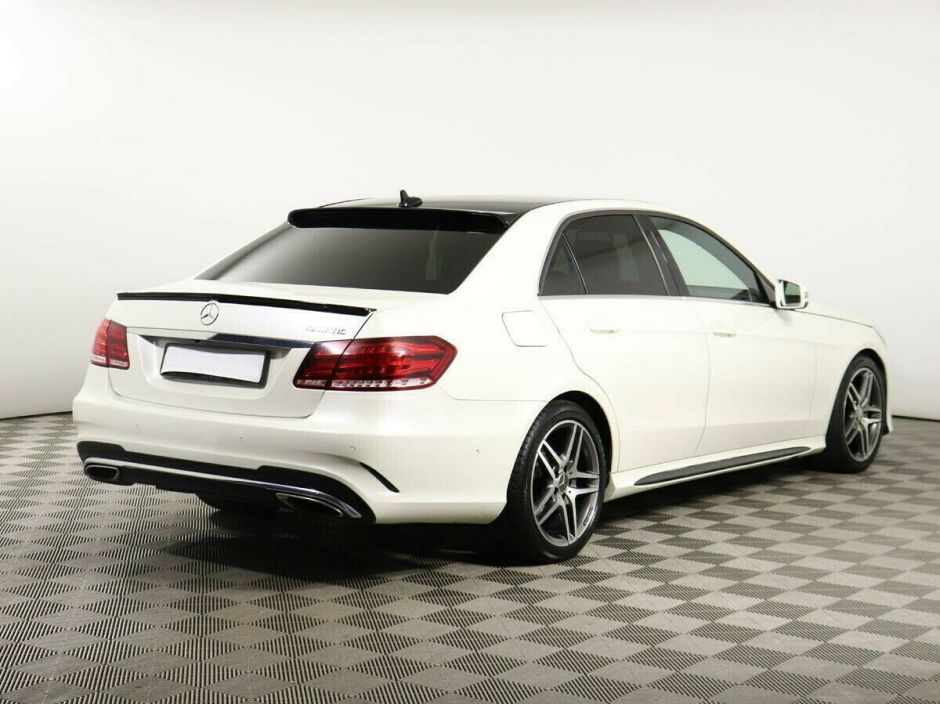 Mercedes-Benz E-Класс, 3.5 л, АТ, 2015 фото 5