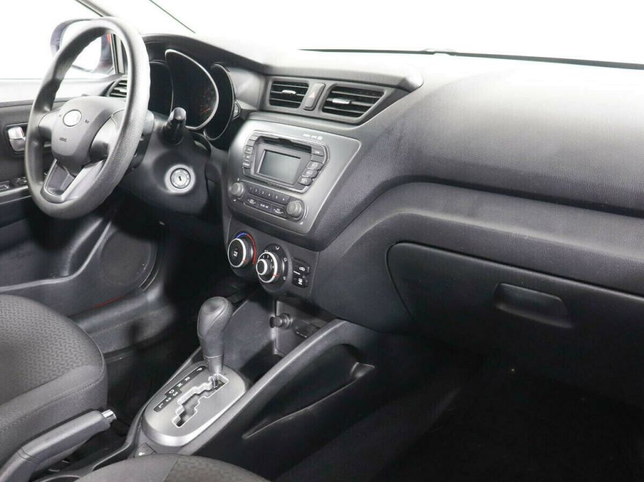 Kia Rio, 1.6 л, АТ, 2013 фото 1