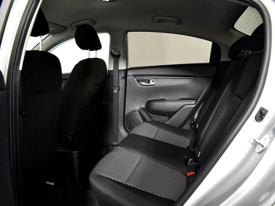 Kia Rio, 1.6 л, АТ, 2018 фото 2