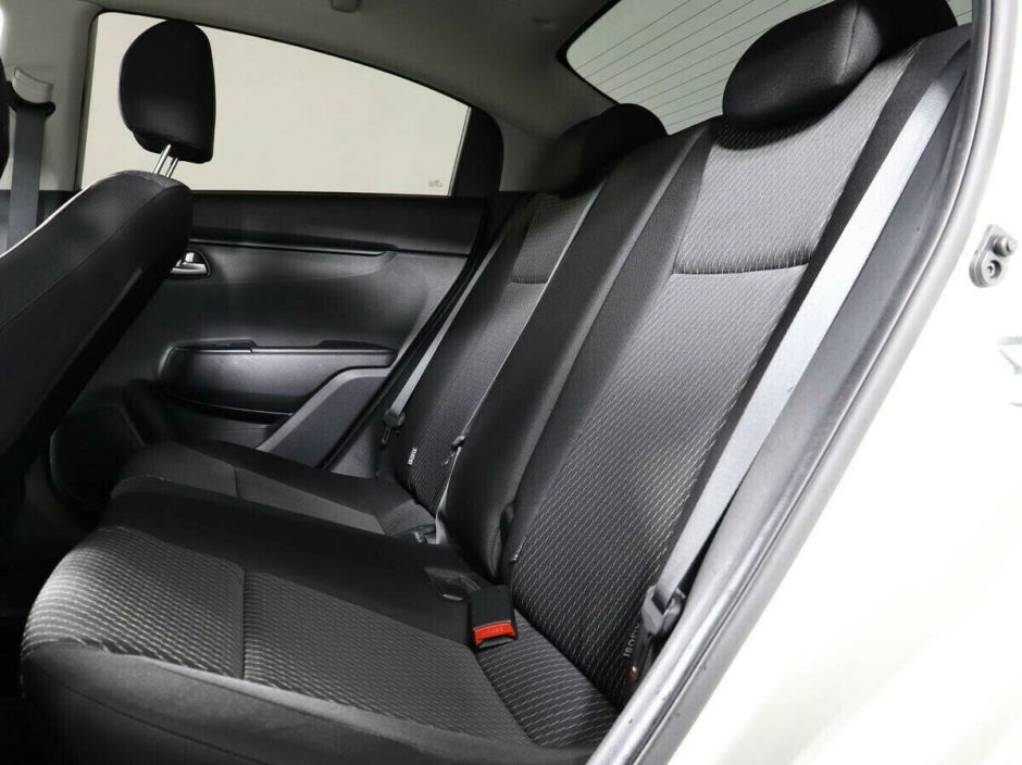 Kia Rio, 1.4 л, АТ, 2019 фото 8