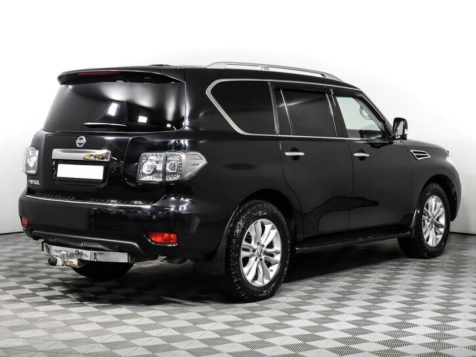 Nissan Patrol, 5.6 л, АТ, 2012 фото 4