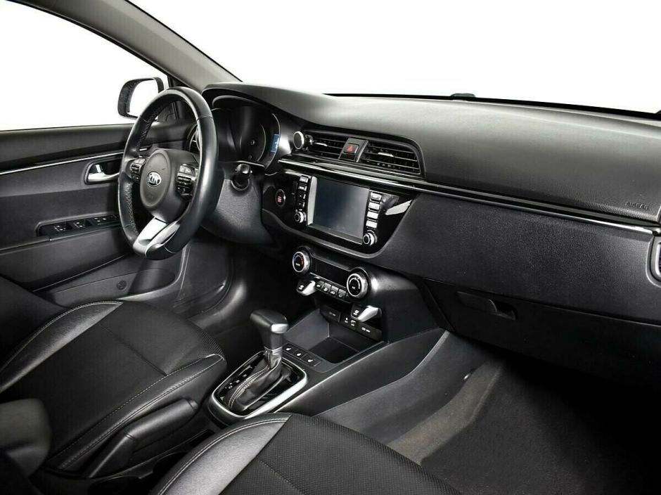 Kia Rio, 1.6 л, АТ, 2018 фото 1