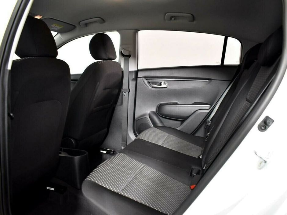 Kia Rio, 1.6 л, АТ, 2018 фото 1