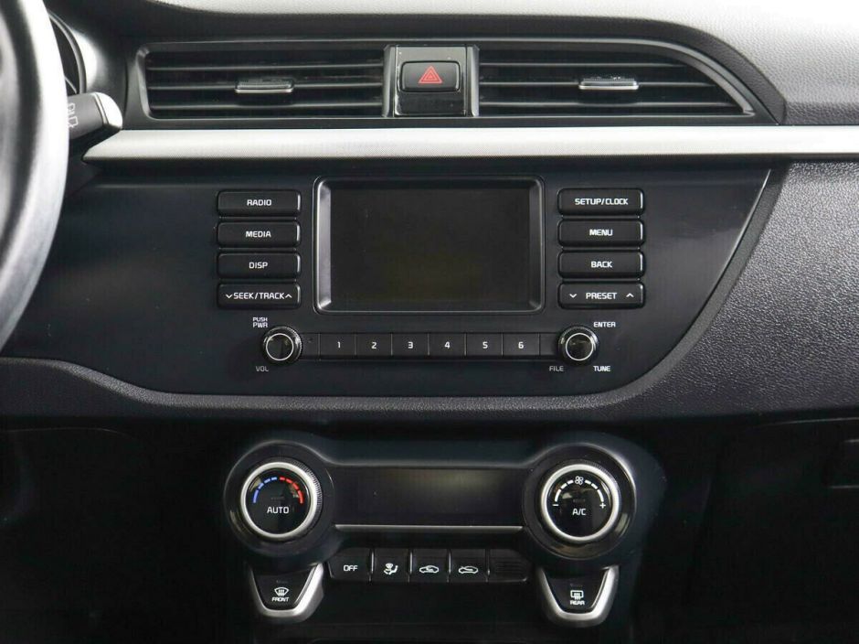 Kia Rio, 1.6 л, МТ, 2019 фото 7