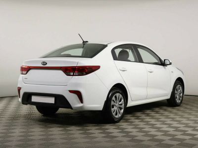 Kia Rio, 1.4 л, МКПП, 2019 фото 4