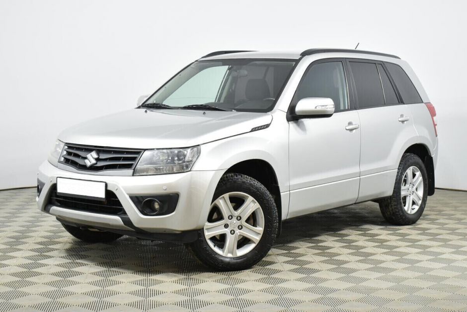Suzuki Grand Vitara, 2.4 л, АТ, 2012 фото 3
