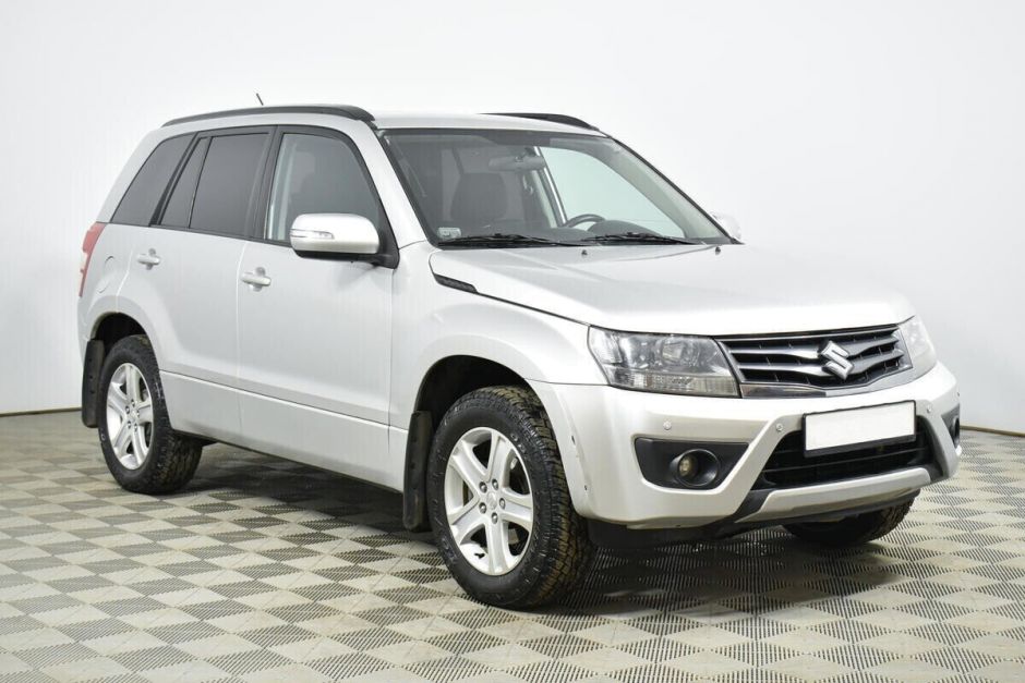 Suzuki Grand Vitara, 2.4 л, АТ, 2012 фото 5