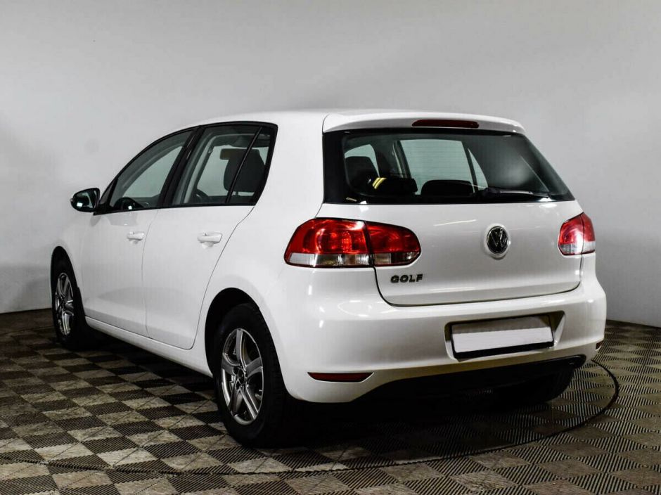 Volkswagen Golf, 1.6 л, Робот, 2010 фото 6