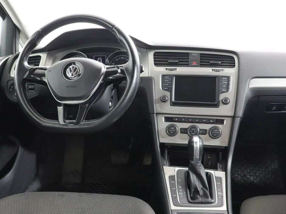 Volkswagen Golf, 1.6 л, АТ, 2016 фото 7