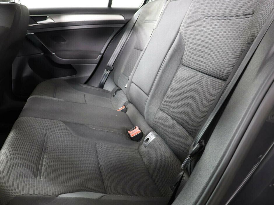 Volkswagen Golf, 1.6 л, АТ, 2016 фото 2
