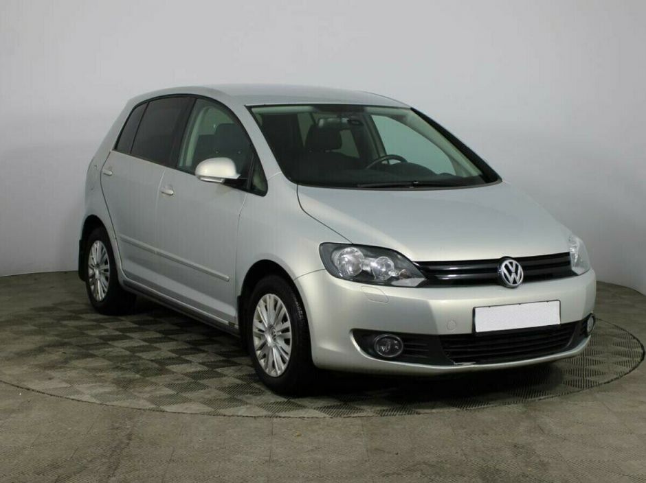 Volkswagen Golf Plus, 1.6 л, Робот, 2009 фото 4