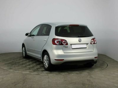 Volkswagen Golf Plus, 1.6 л, РКПП, 2009 фото 5