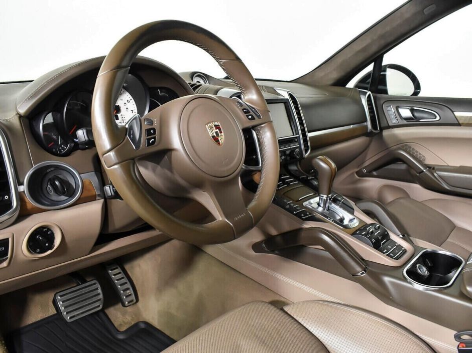 Porsche Cayenne, 3.6 л, АТ, 2011 фото 7