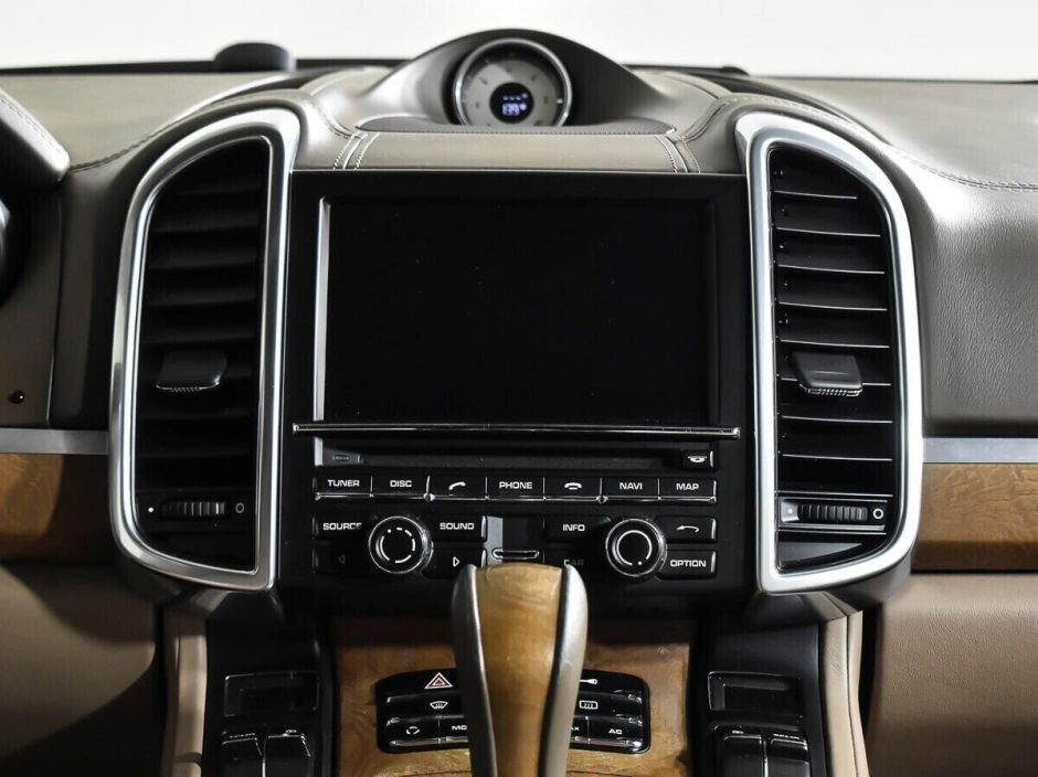 Porsche Cayenne, 3.6 л, АТ, 2011 фото 9