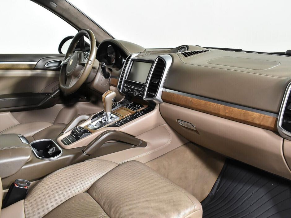 Porsche Cayenne, 3.6 л, АТ, 2011 фото 2
