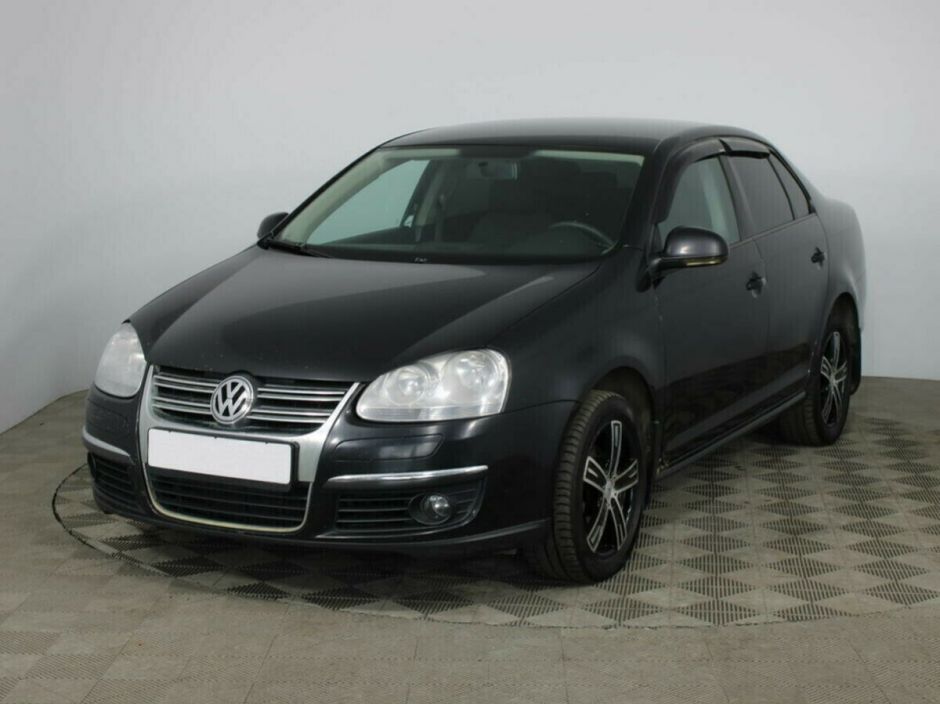 Volkswagen Jetta, 1.6 л, Робот, 2009 фото 3
