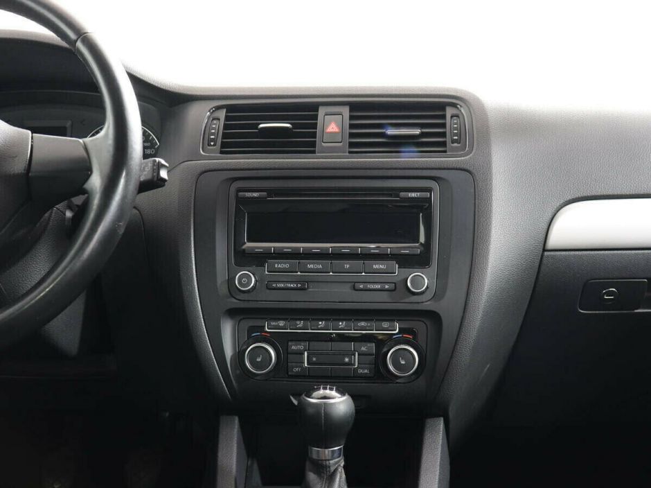 Volkswagen Jetta, 1.4 л, МТ, 2013 фото 8