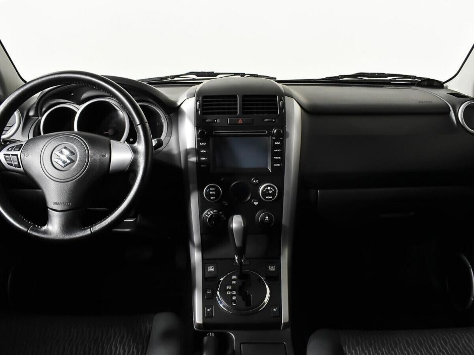Suzuki Grand Vitara, 2.4 л, АТ, 2014 фото 8