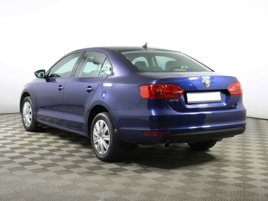 Volkswagen Jetta, 1.6 л, АТ, 2012 фото 6