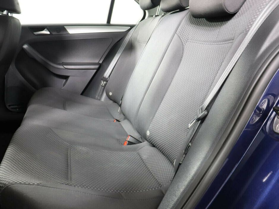Volkswagen Jetta, 1.6 л, АТ, 2012 фото 2
