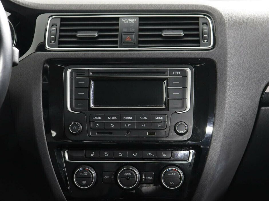 Volkswagen Jetta, 1.4 л, Робот, 2016 фото 1