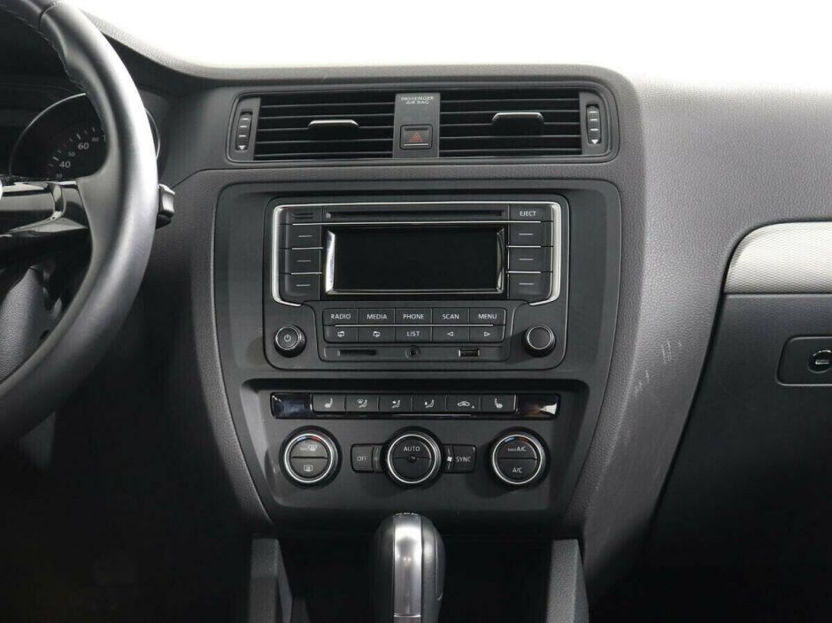Volkswagen Jetta, 1.4 л, Робот, 2018 фото 1