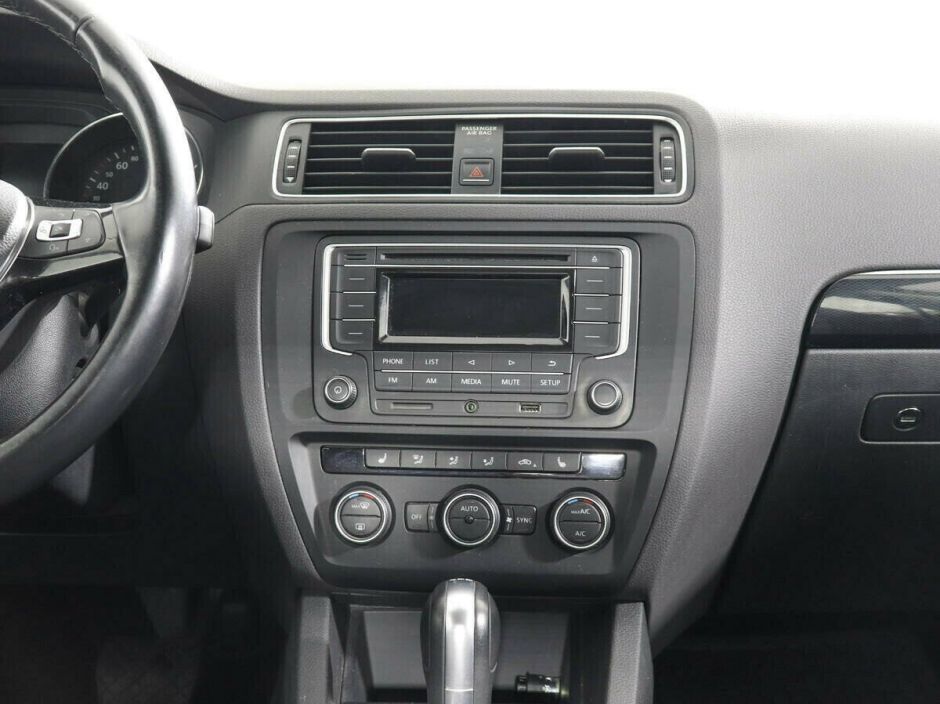 Volkswagen Jetta, 1.4 л, Робот, 2017 фото 1