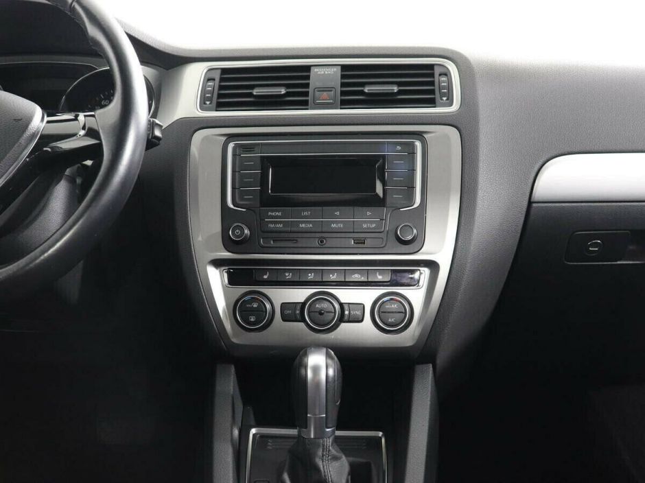 Volkswagen Jetta, 1.6 л, АТ, 2016 фото 1