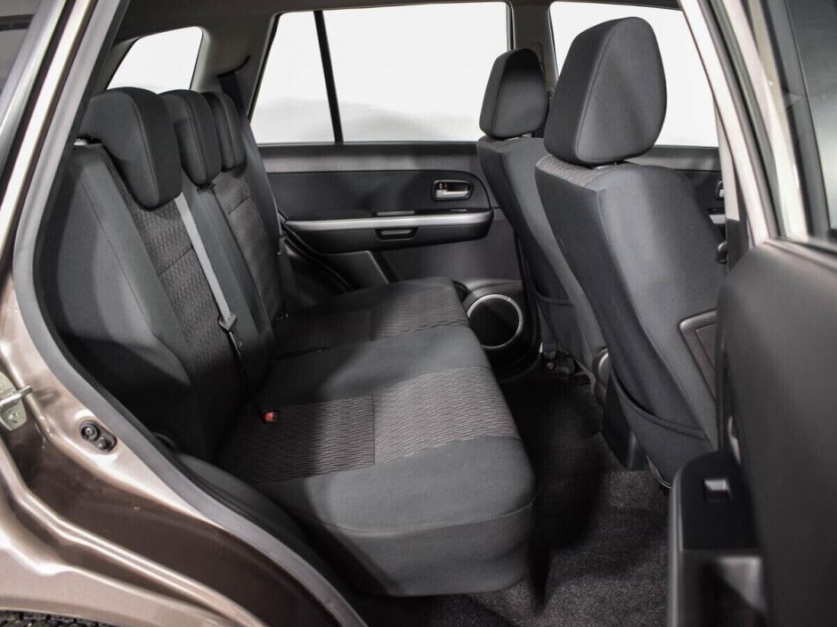 Suzuki Grand Vitara, 2.4 л, АТ, 2014 фото 1