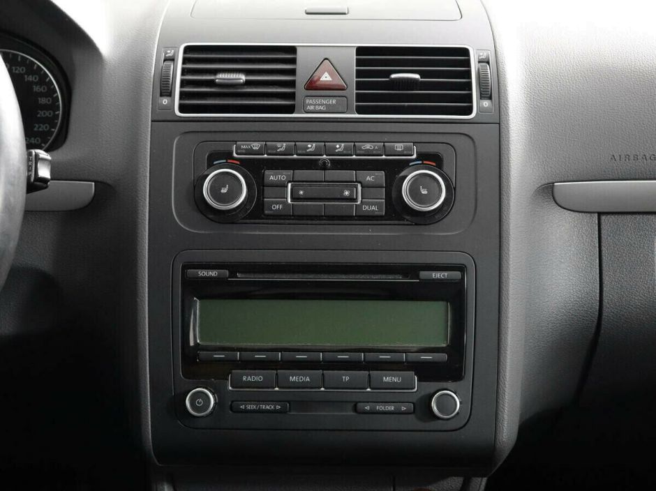 Volkswagen Touran, 1.4 л, Робот, 2013 фото 7