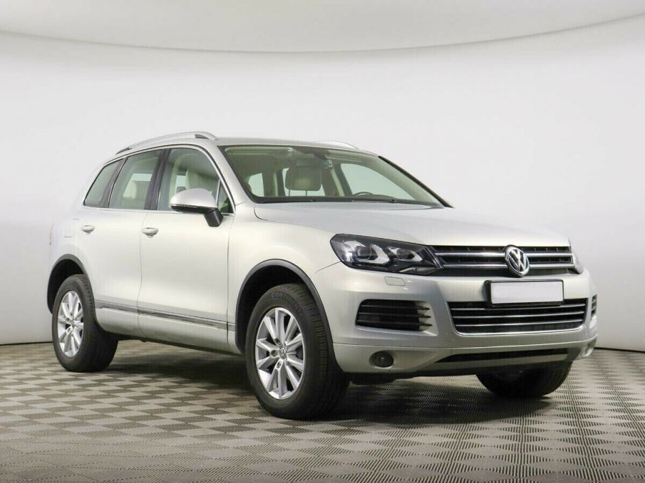 Volkswagen Touareg, 3.0 л, АТ, 2012 фото 4