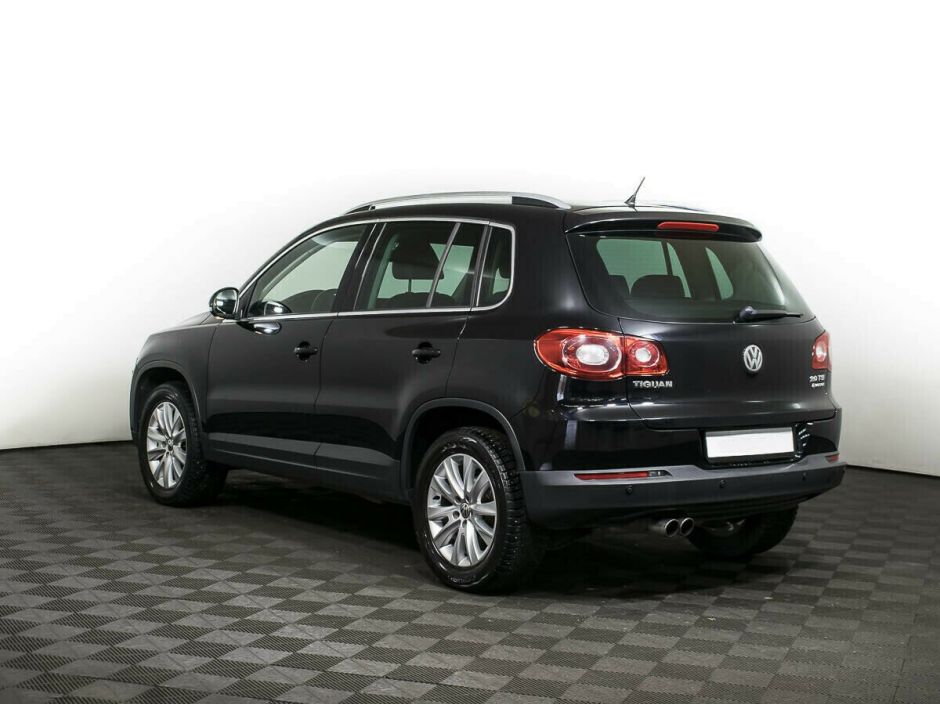 Volkswagen Tiguan, 2.0 л, АТ, 2011 фото 5