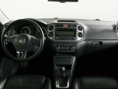 Volkswagen Tiguan, 2.0 л, АКПП, 2011 фото 7