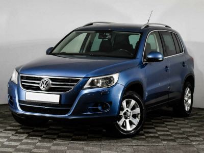 Volkswagen Tiguan, 2.0 л, АКПП, 2010 фото 3