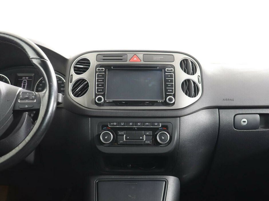 Volkswagen Tiguan, 2.0 л, АТ, 2008 фото 7