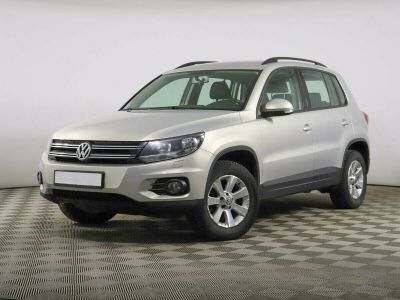 Volkswagen Tiguan, 2.0 л, АКПП, 2012 фото 3