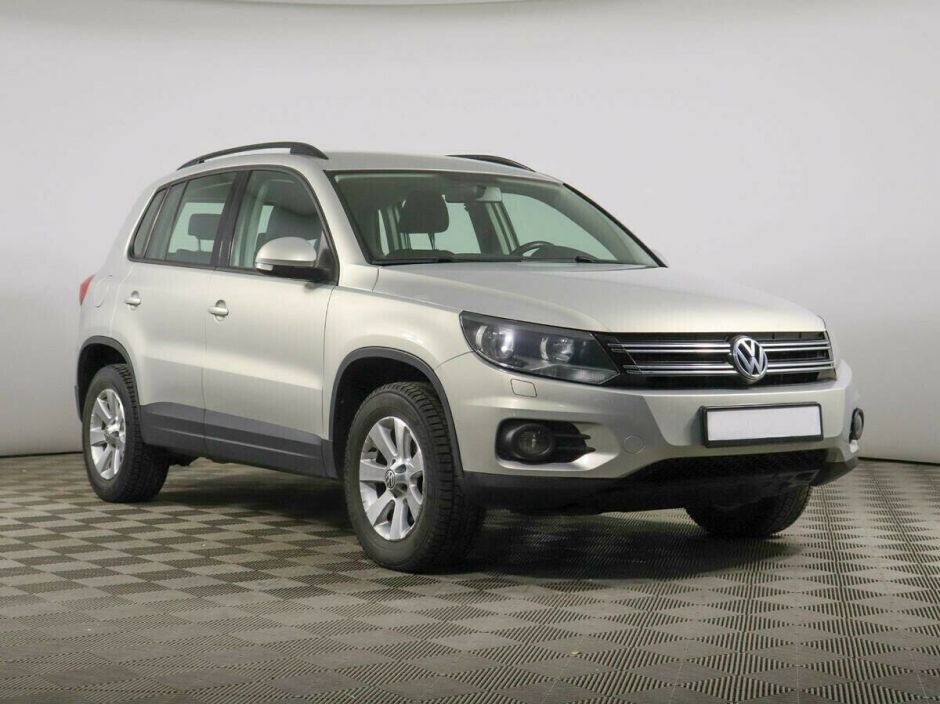 Volkswagen Tiguan, 2.0 л, АТ, 2012 фото 4
