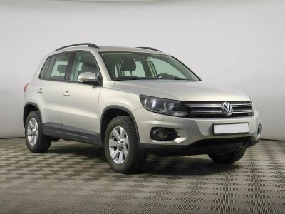 Volkswagen Tiguan, 2.0 л, АКПП, 2012 фото 4