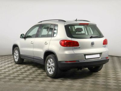 Volkswagen Tiguan, 2.0 л, АКПП, 2012 фото 6