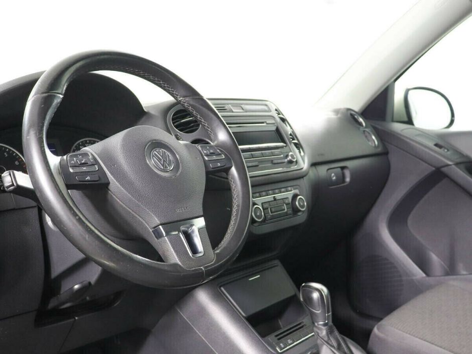 Volkswagen Tiguan, 2.0 л, АТ, 2012 фото 7