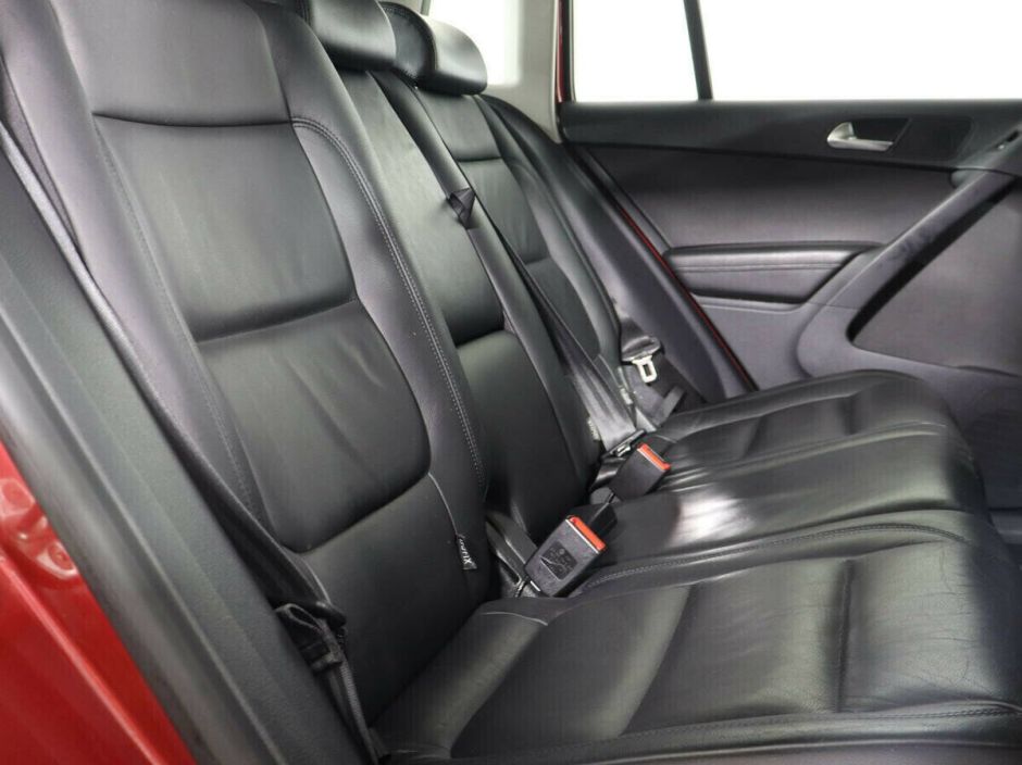 Volkswagen Tiguan, 2.0 л, АТ, 2012 фото 8