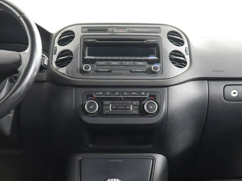 Volkswagen Tiguan, 1.4 л, МТ, 2013 фото 1