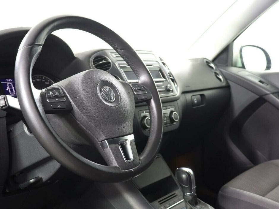 Volkswagen Tiguan, 2.0 л, АТ, 2013 фото 8