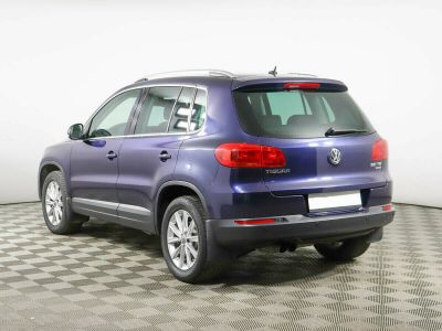 Volkswagen Tiguan, 2.0 л, АКПП, 2012 фото 5