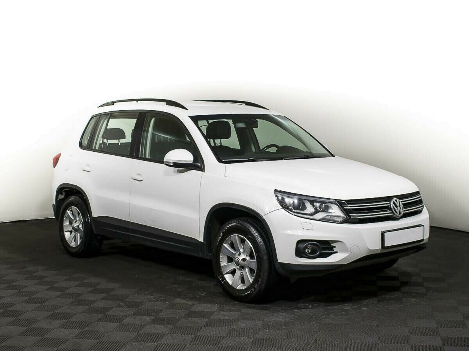 Volkswagen Tiguan, 2.0 л, АТ, 2015 фото 4