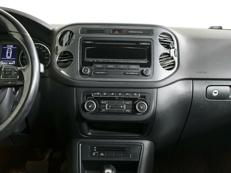 Volkswagen Tiguan, 2.0 л, АТ, 2015 фото 8
